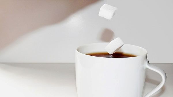 قهوه را تلخ بنوشیم یا شیرین؟